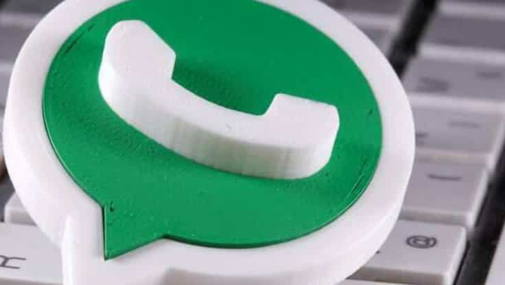 A 3D printed Whatsapp logo is placed on the keyboard in this illustration taken on April 12, 2020. REUTERS / Dado Ruvic / Illustration / Files (REUTERS)