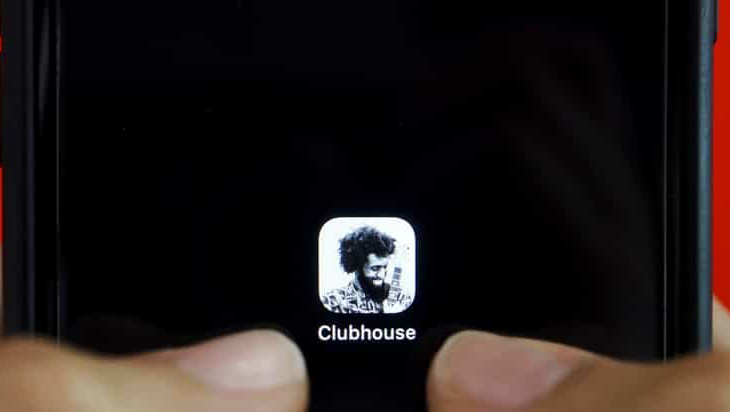 FILE PHOTO: The Clubhouse social audio app can be seen on a mobile phone in this illustrative photo taken February 8, 2021. REUTERS / Florence Lo / Illustration / File Photo (REUTERS)