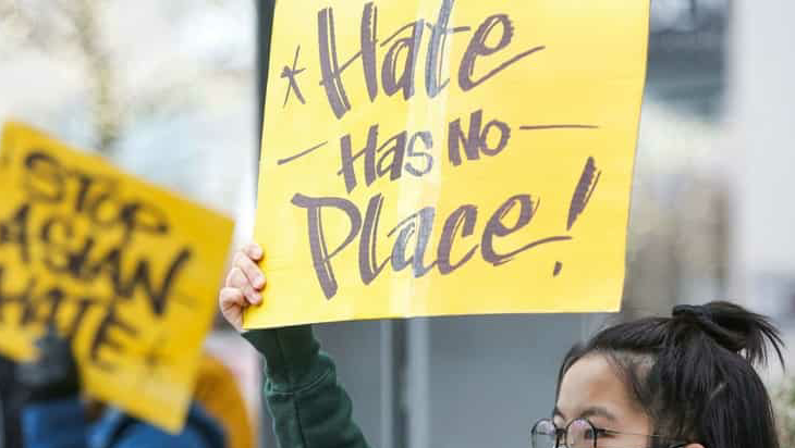 A University of Washington student, who wished to remain anonymous, holds a sign reading "Hate Has No Place" during the We Are Not Silent rally organized by the Coalition of Asian-American Pacific Islanders ( AAPI) Against Hate and Biss in Bellevue, Wash. On March 18, 2021. - The shooting unleashed in Atlanta by a 21-year-old white man that left six Asian women dead exposed fears of an American community -Asian in the throes of an outbreak of hate crimes due to the Coronavirus pandemic. (AFP)